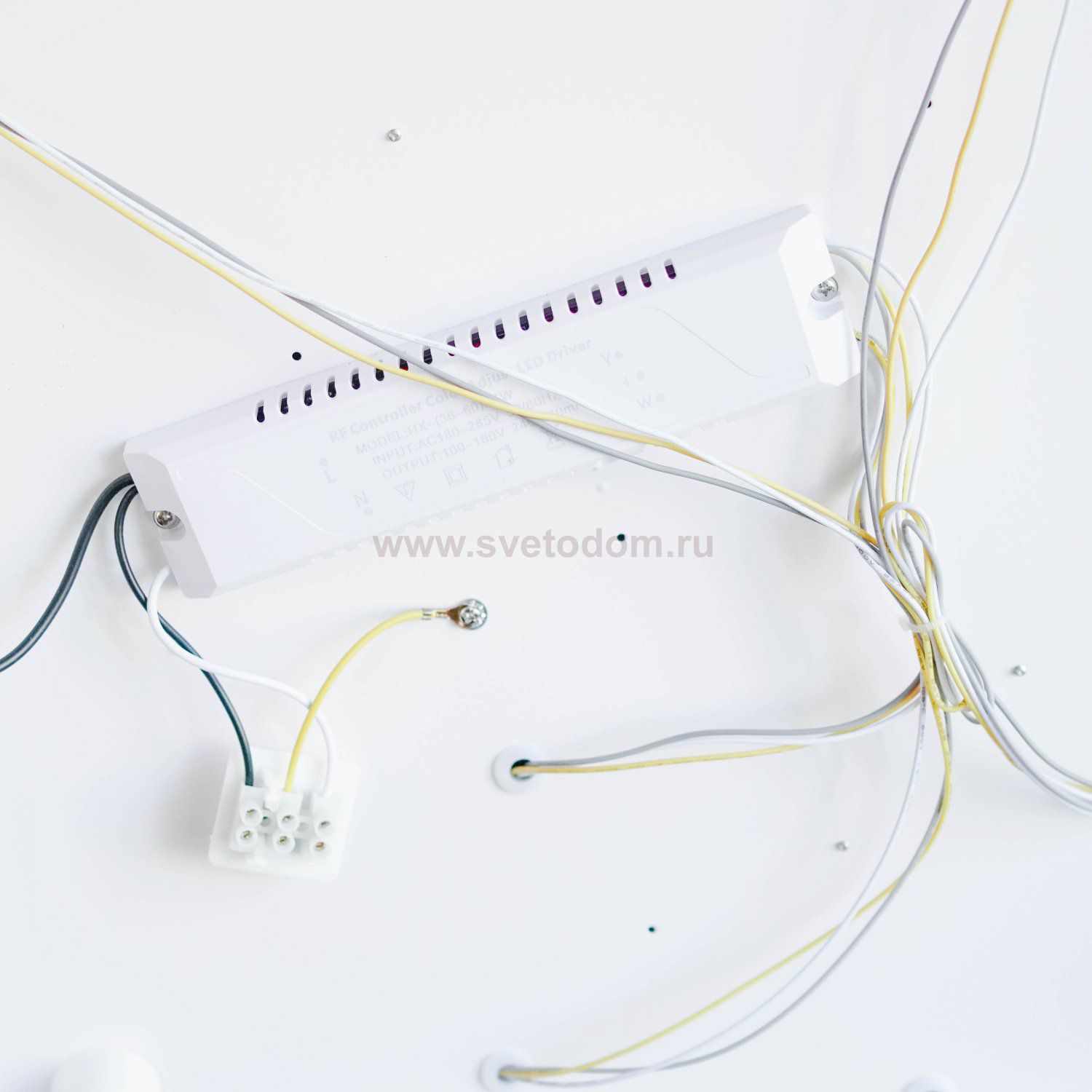 Светильник потолочный Arte lamp A8078PL-4WH MULTI-PIAZZA