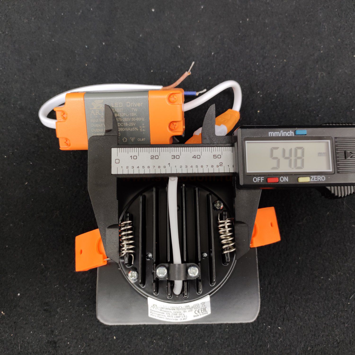 Светильник потолочный 7Вт 4К Arte lamp A8432PL-1BK TABIT