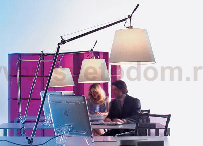 Струбцина Artemide A004100 Tolomeo