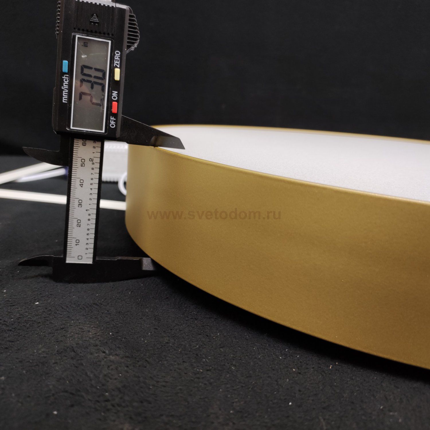 Светильник светодиодный Maytoni C032CL-L48MG3K