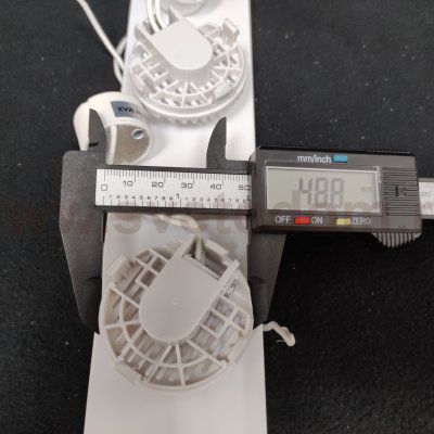 Основание под двойной светильник Maytoni C051CL-02W белый