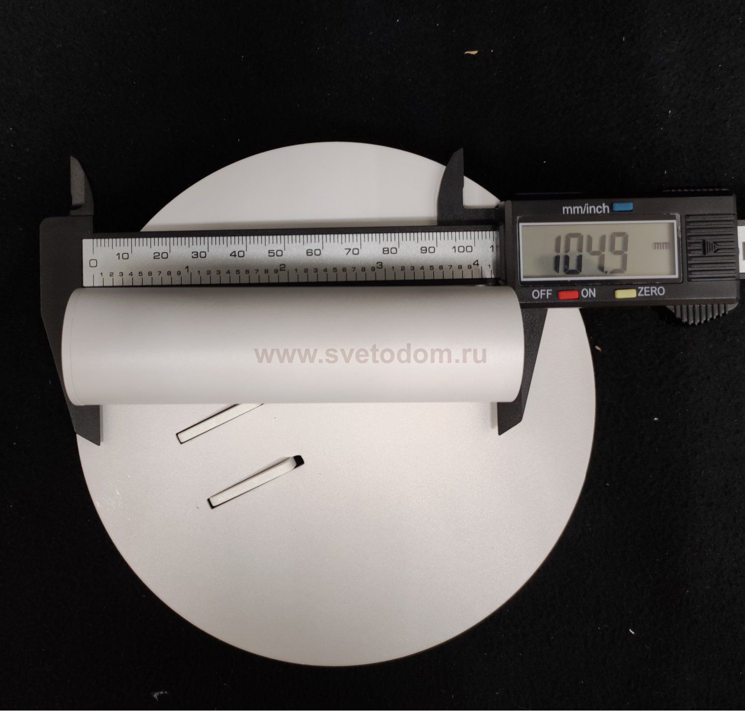 Светильник бра поворотный с контурной подсветкой Maytoni C176-WL-01-6W-W ios 176