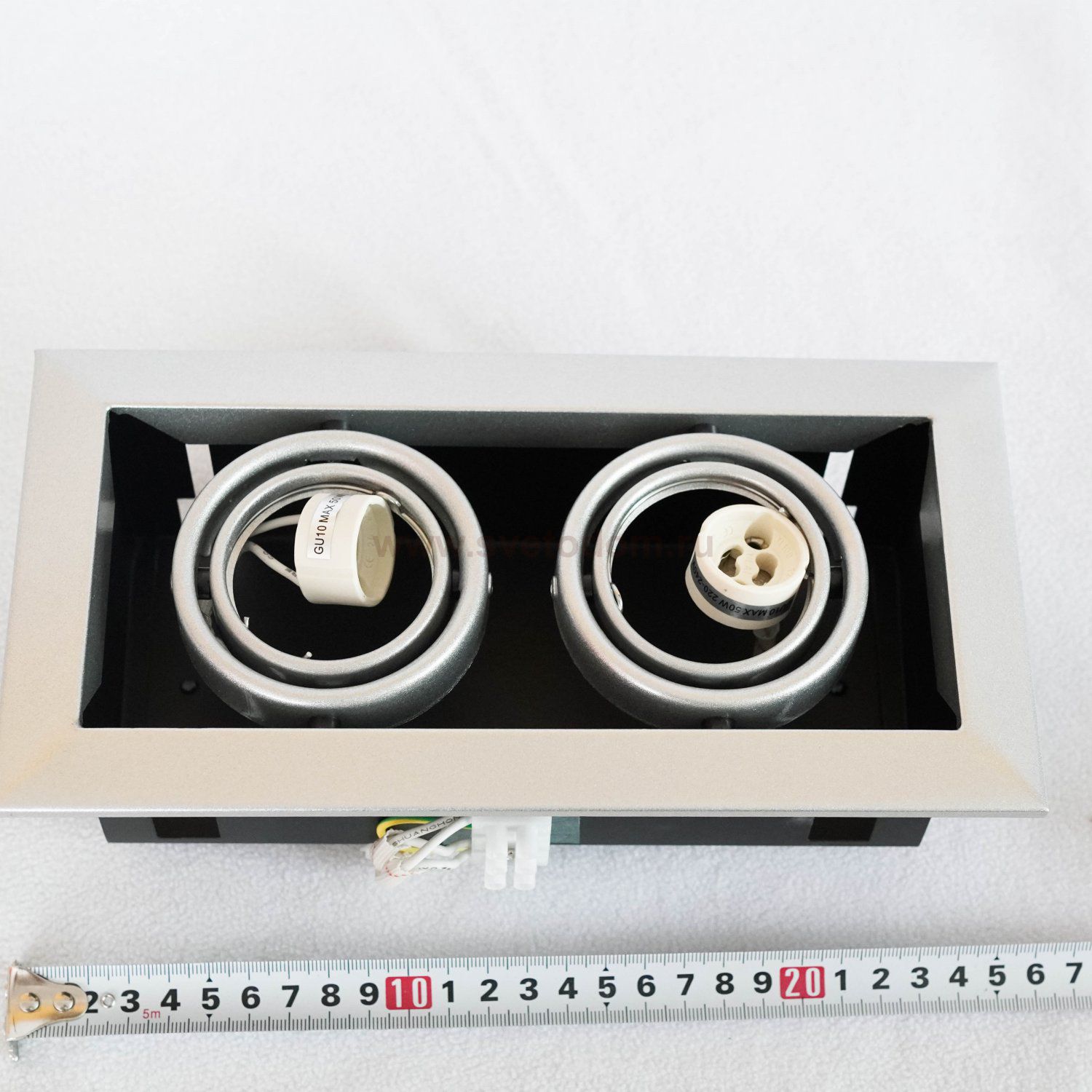 Встроенный светильник Maytoni DL008-2-02-S Metal