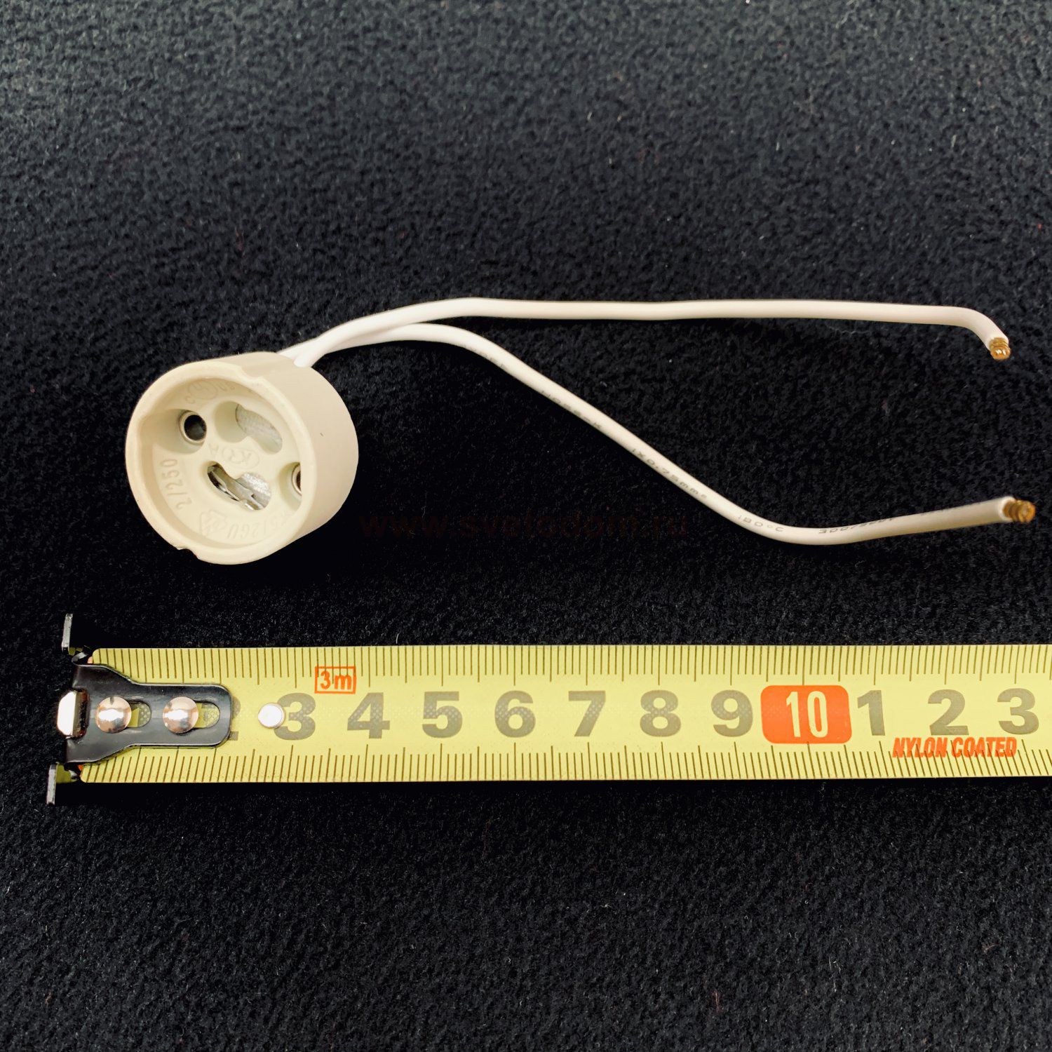 Светильник встраиваемый Maytoni DL024-2-02S серебро