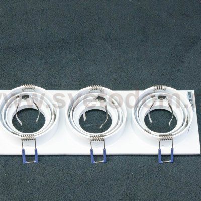 Светильник встраиваемый Maytoni DL024-2-03W белый