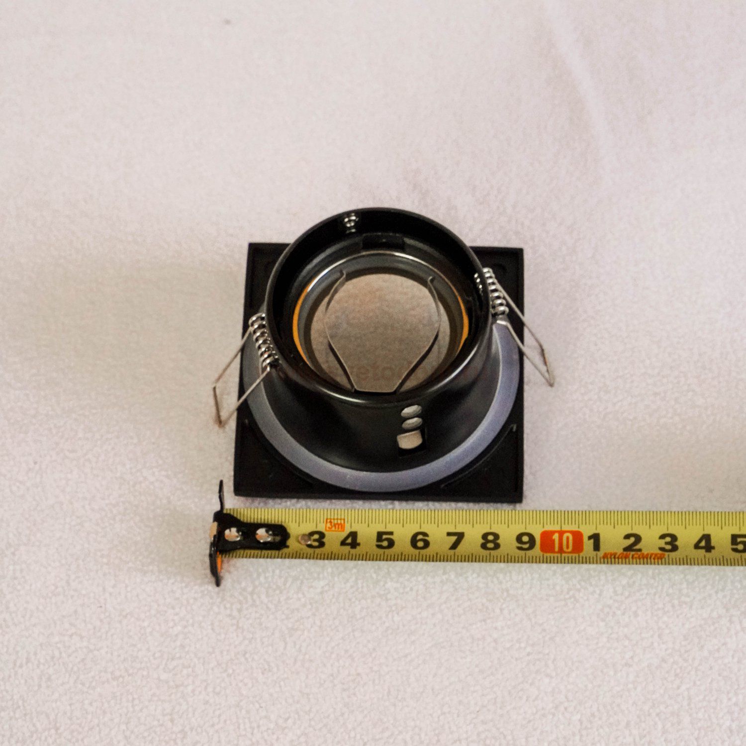 Встраиваемый светильник Maytoni DL033-2-01B Zoom