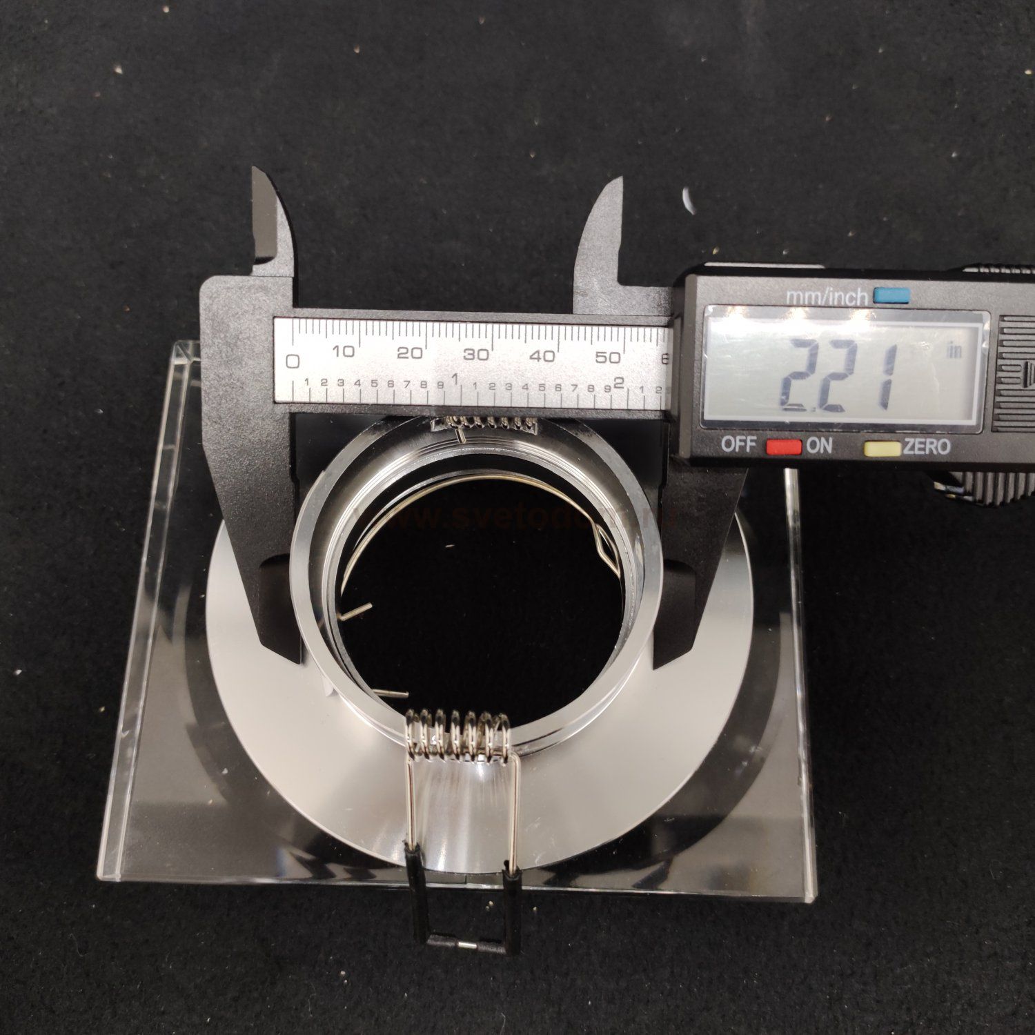 Светильник встраиваемый Donolux DL134CH/White