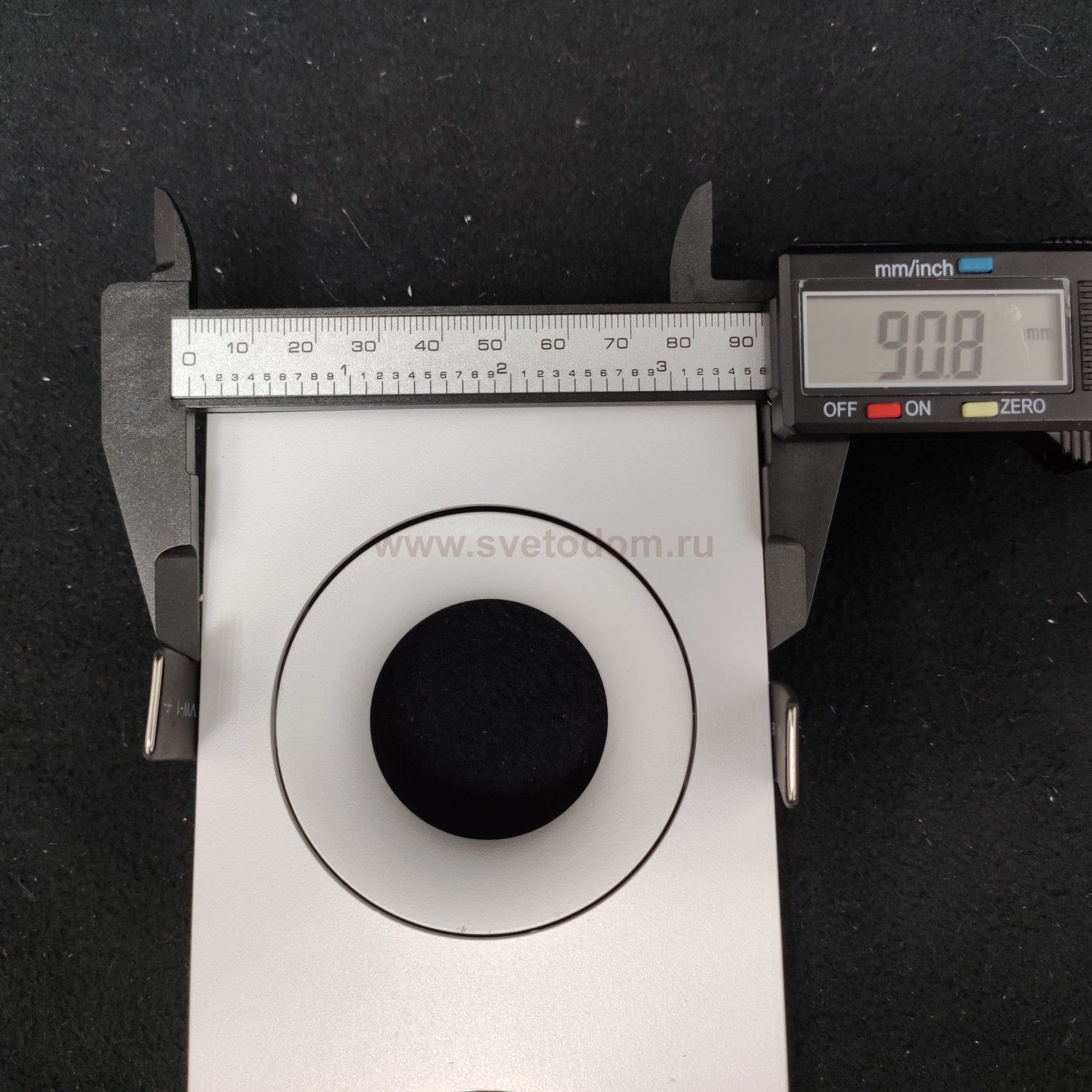 Светильник встроенный Donolux DL18412/02TSQ White