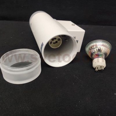 Светильник уличный настенный IP44 2*GU10 Eglo 13708 белый