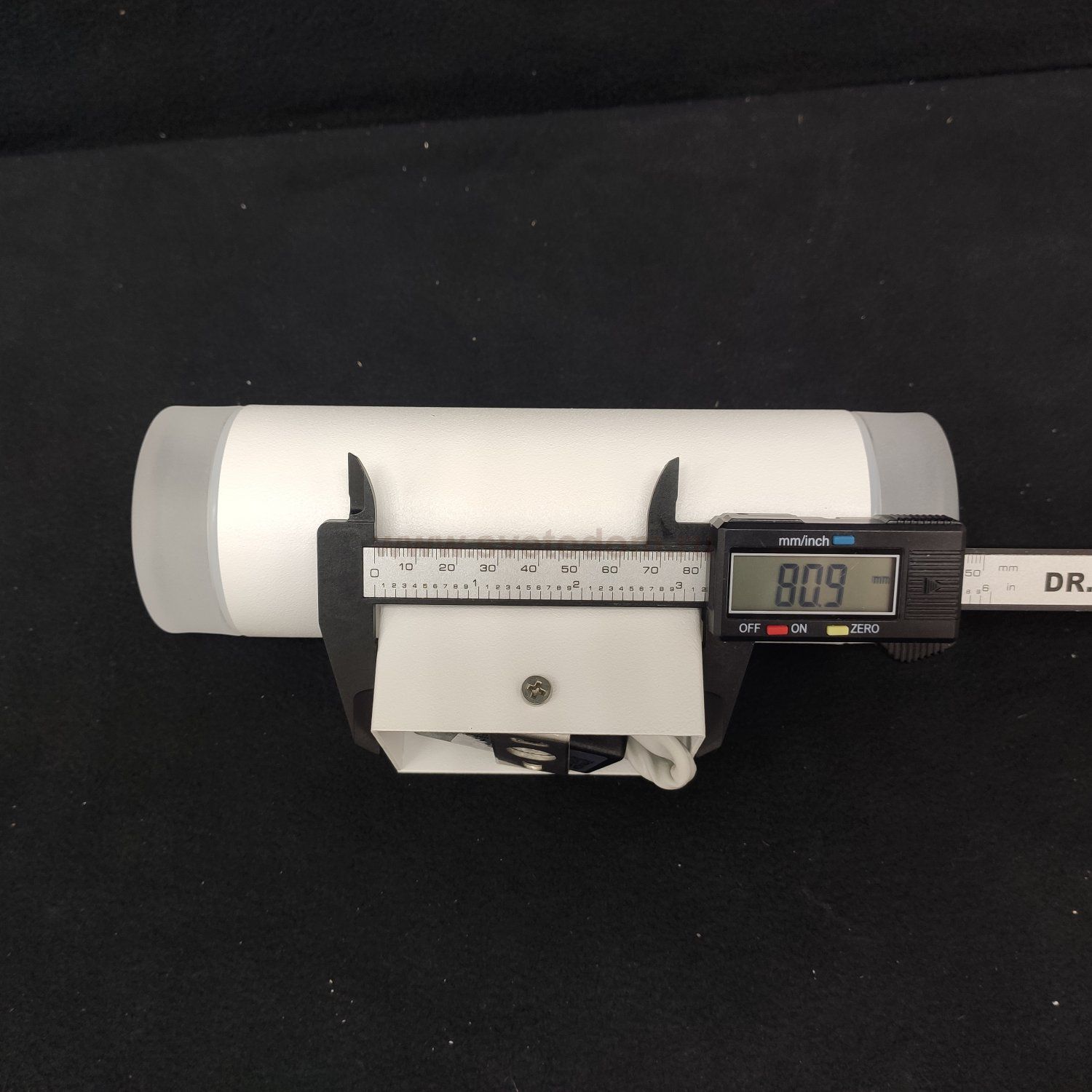 Светильник уличный настенный IP44 2*GU10 Eglo 13708 белый