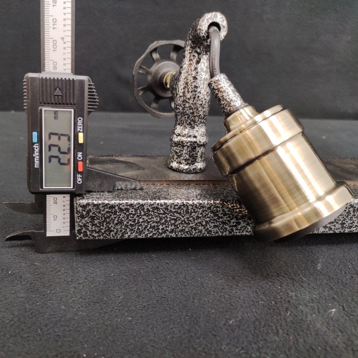 Светильник настенный бра лофт стиля 4*E27 Eglo 49104