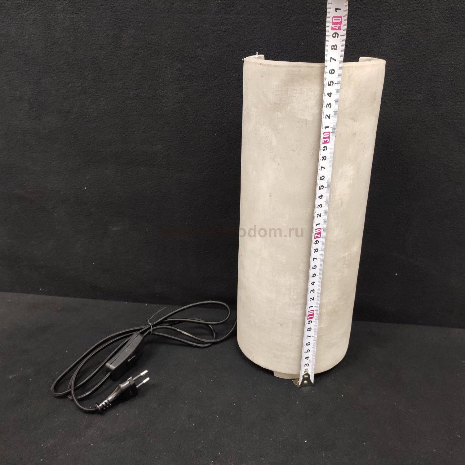 Настольная лампа из бетона стиля лофт Eglo 49112 LYNTON 370*140мм