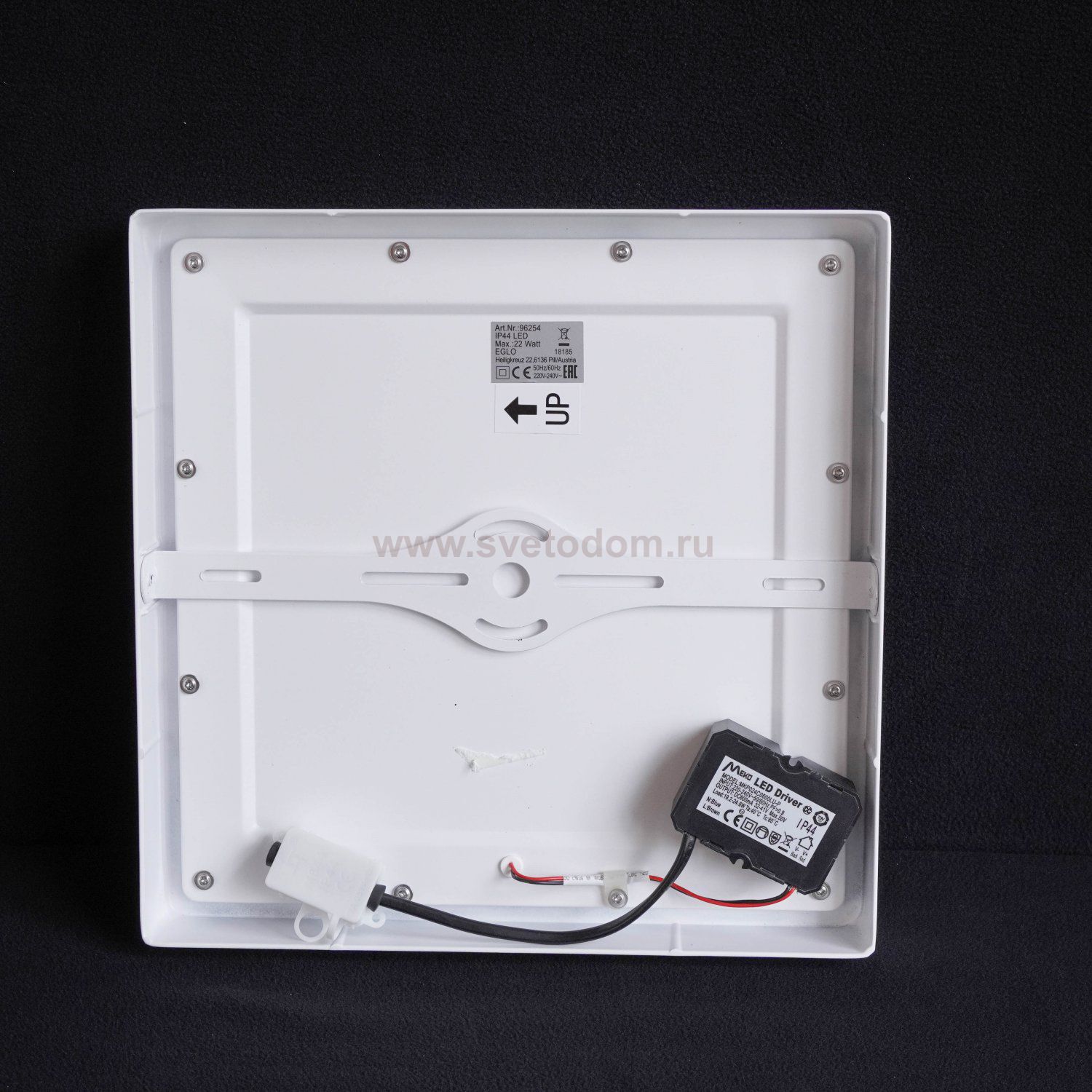 Накладной светодиодный светильник 22W Eglo 96254 FUEVA 1