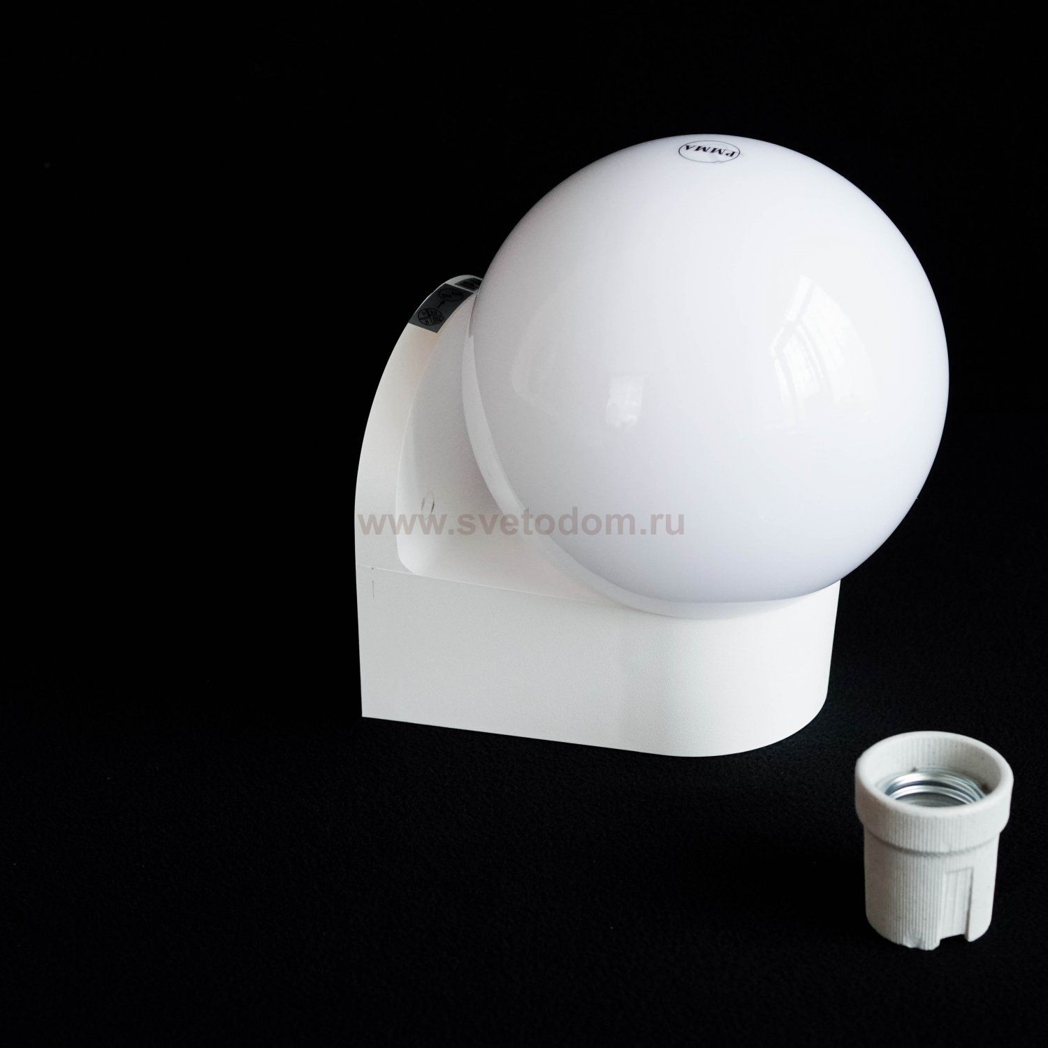 Уличный cветодный светильник Eglo 96583 LORMES