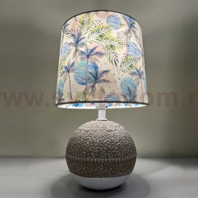 Настольный светильник Escada 10169/L E14*40W Beige