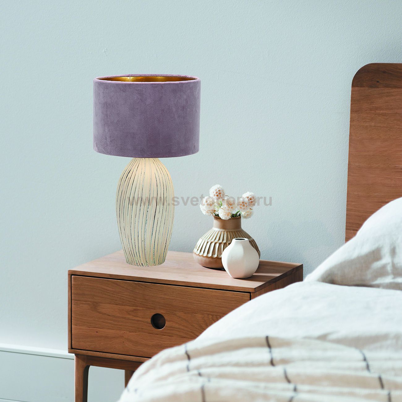 Настольный светильник Escada 10172/L E27*40W Ivory AMPHORA