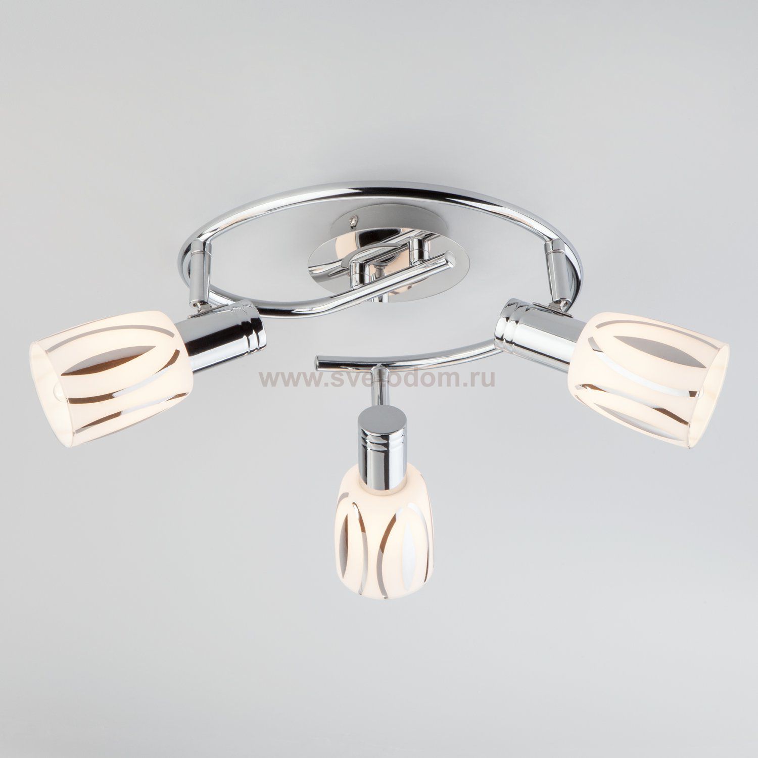 Светильник Eurosvet 20115/3 хром