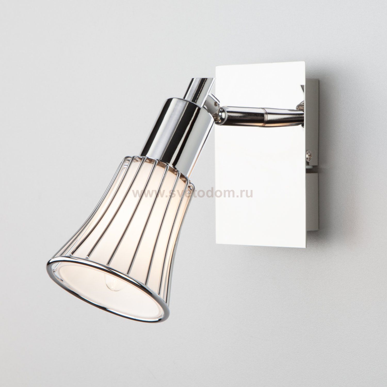 Светильник Eurosvet 20015/1 хром