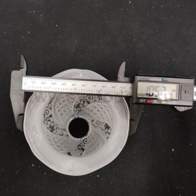 Плафон стекло матовое с узором 105*130мм Е14 30019