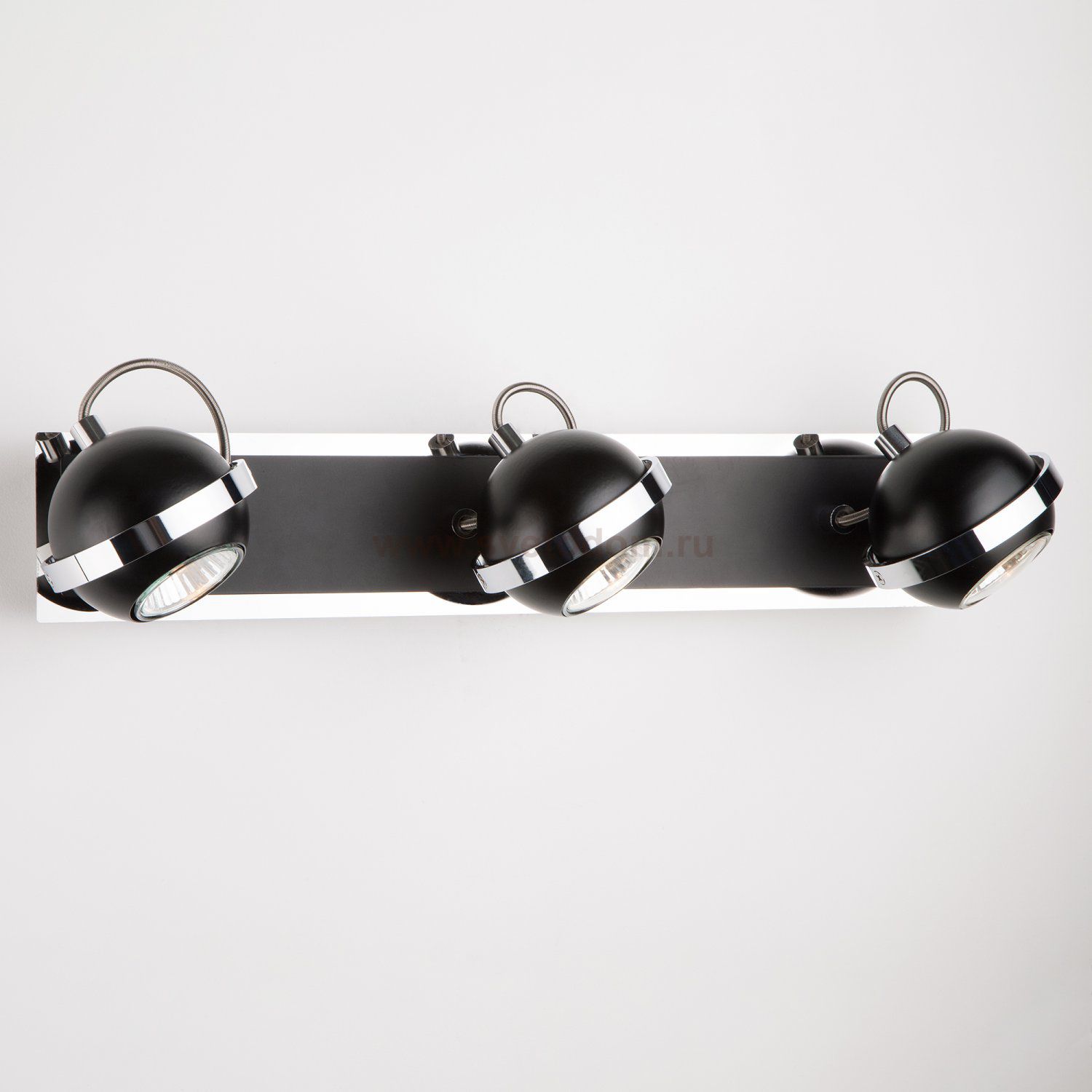 Настенный светильник бра Eurosvet 20056/3 черный