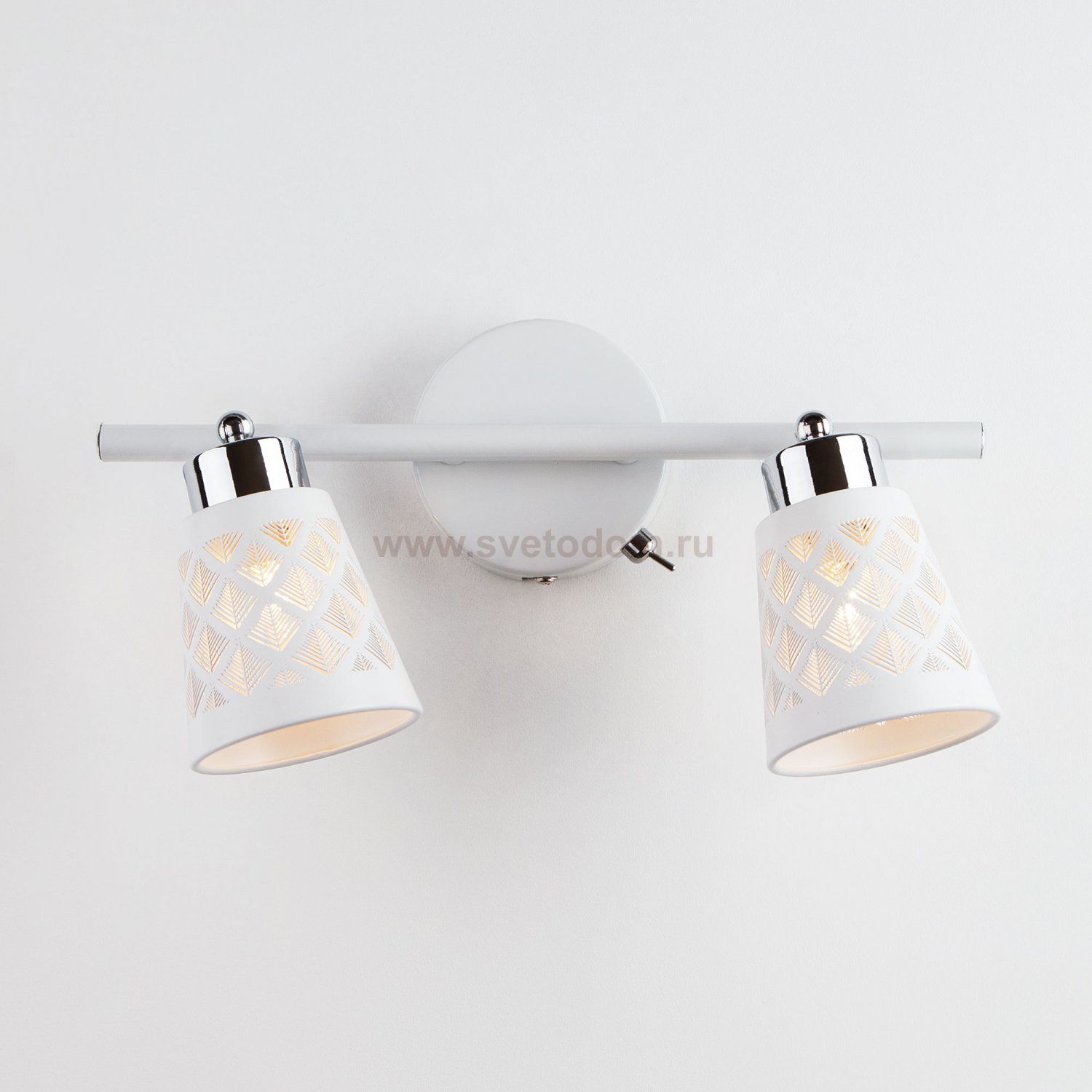 Светильник бра Eurosvet 20060/2 белый