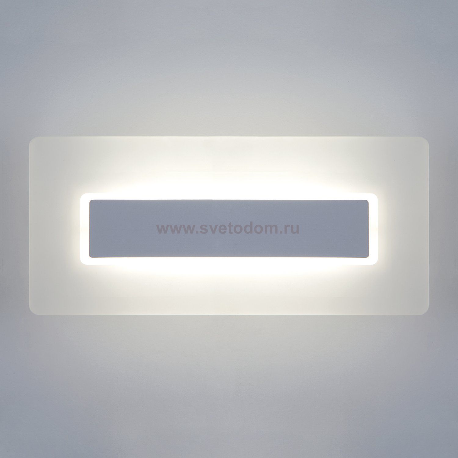 Настенный светильник бра Eurosvet 40132/1 LED белый