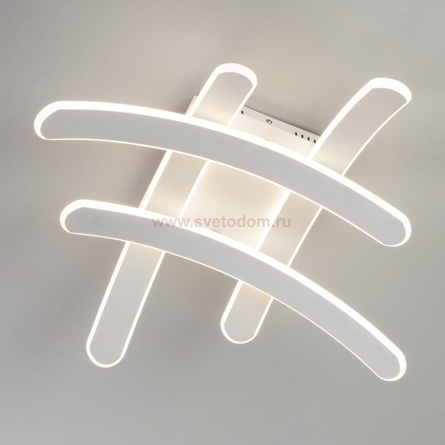 Светильник Alfa 90085/4 белый 36W