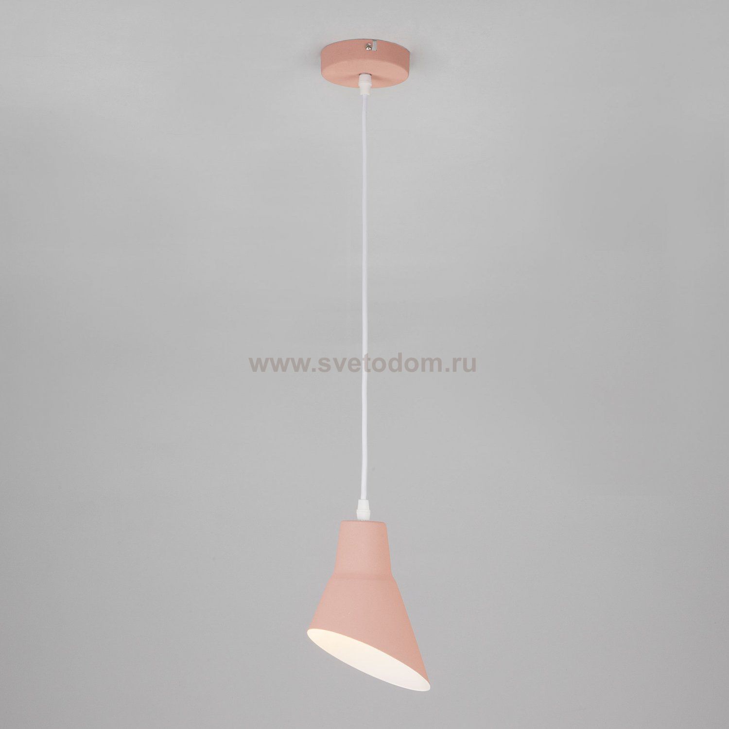 Светильник Eurosvet 50069/1 розовый