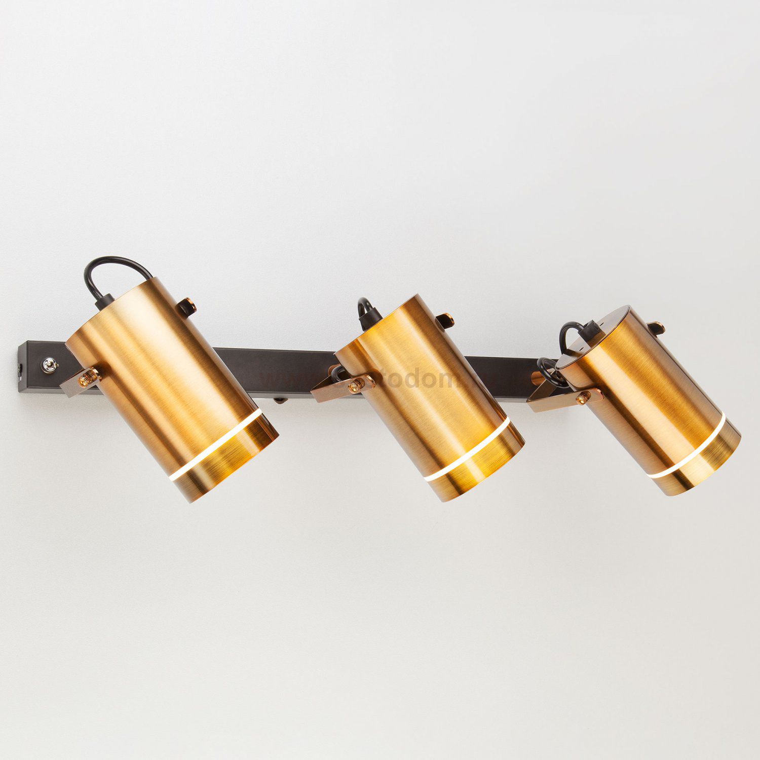 Светильник Eurosvet 20063/3 античная бронза 27W