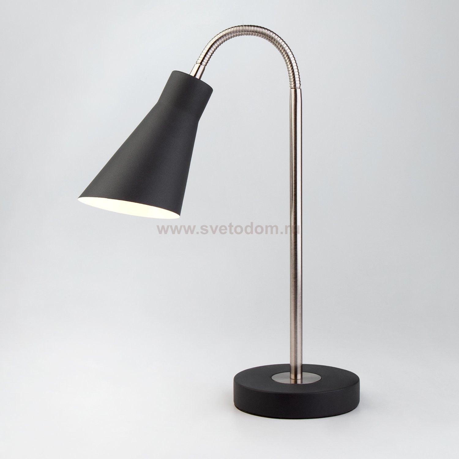 Светильник Eurosvet 01029/1 черный