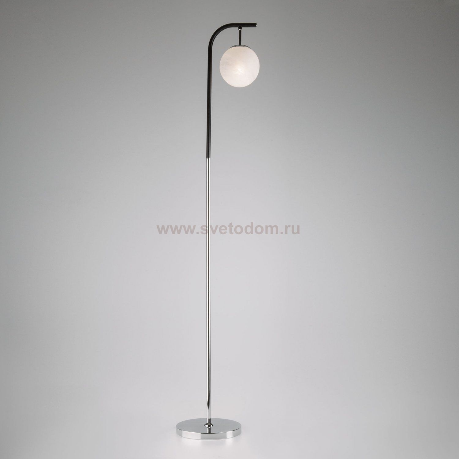 Светильник Eurosvet 01038/1 хром/черный