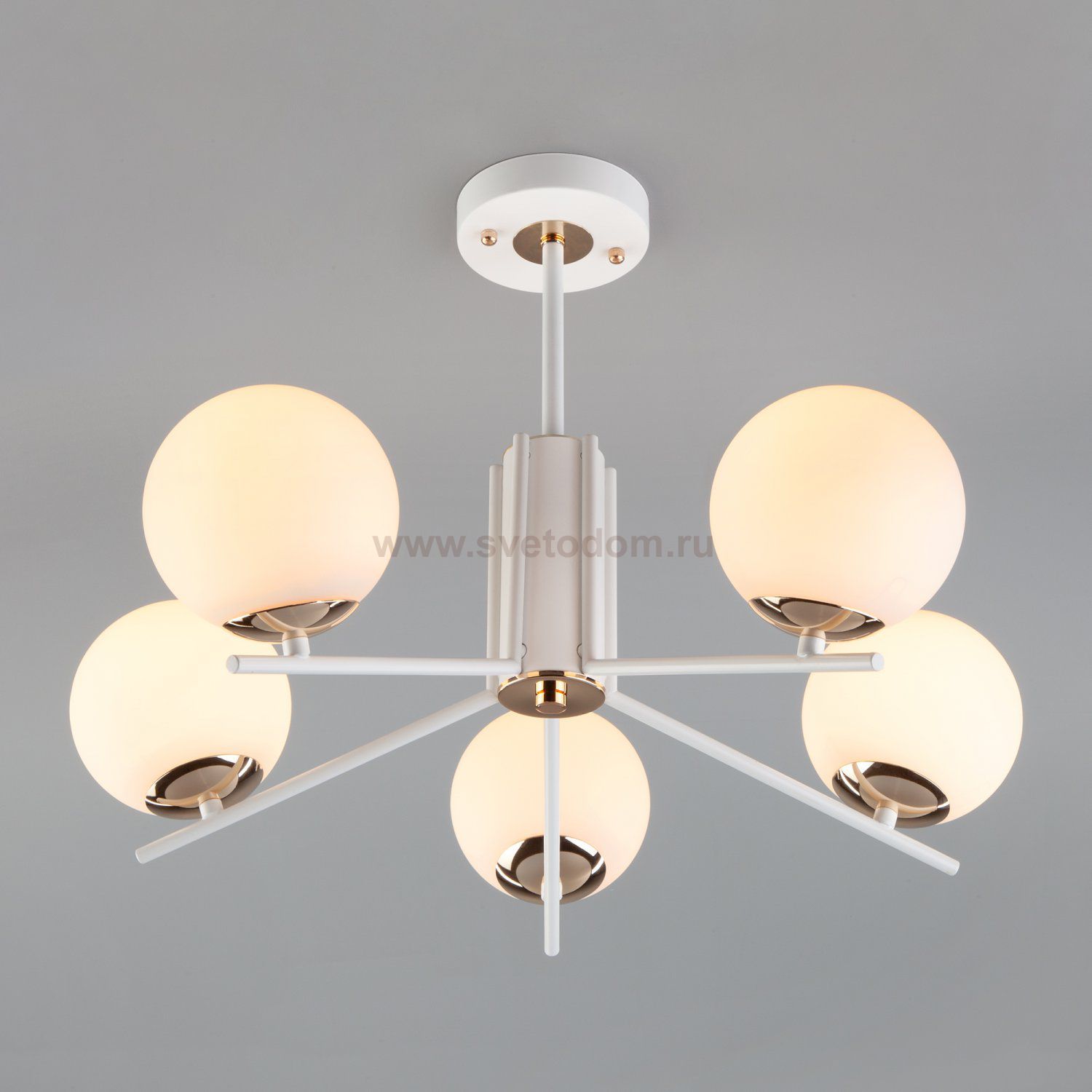 Светильник Eurosvet 70092/5 белый