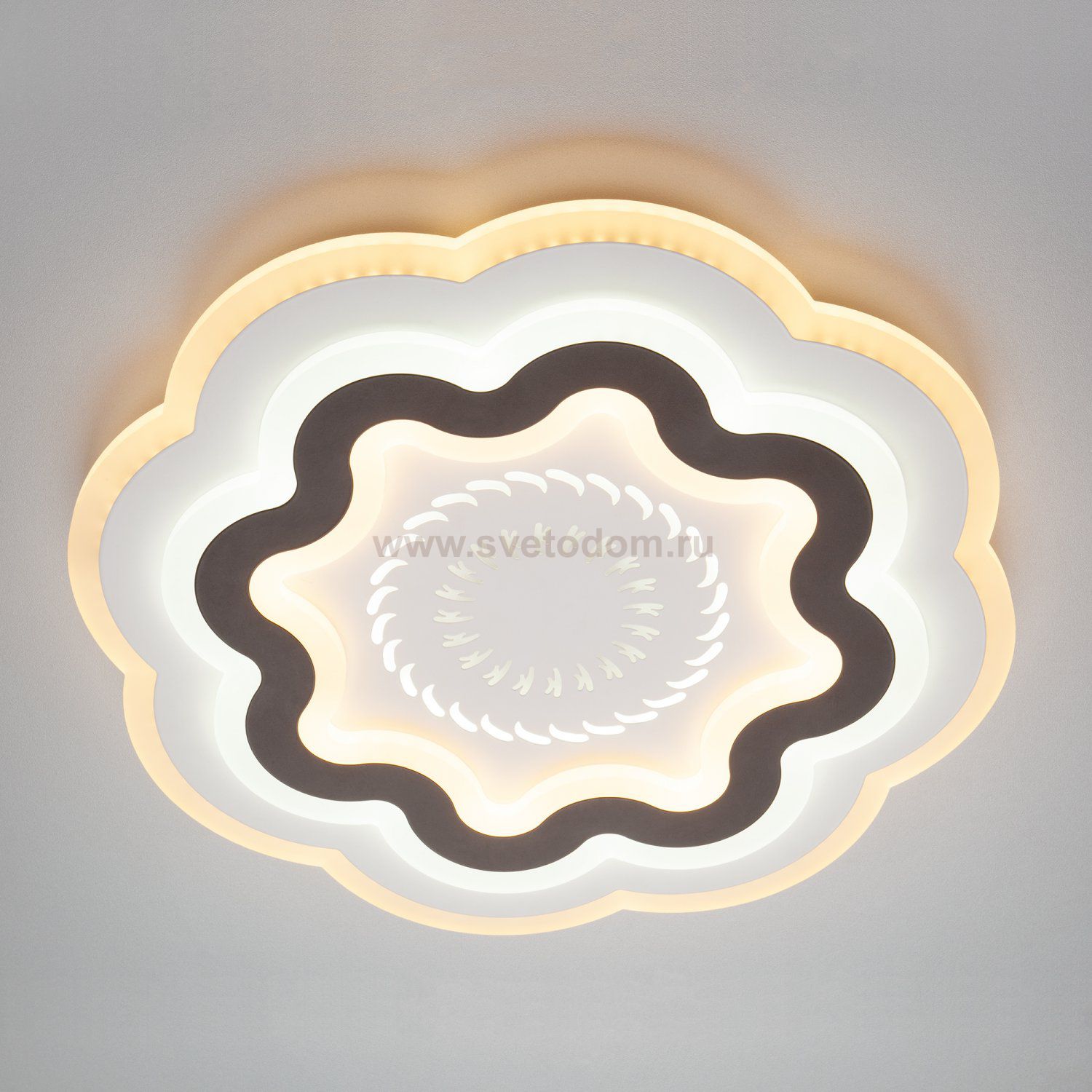 Светильник потолочный Eurosvet 90120/1 белый 113W