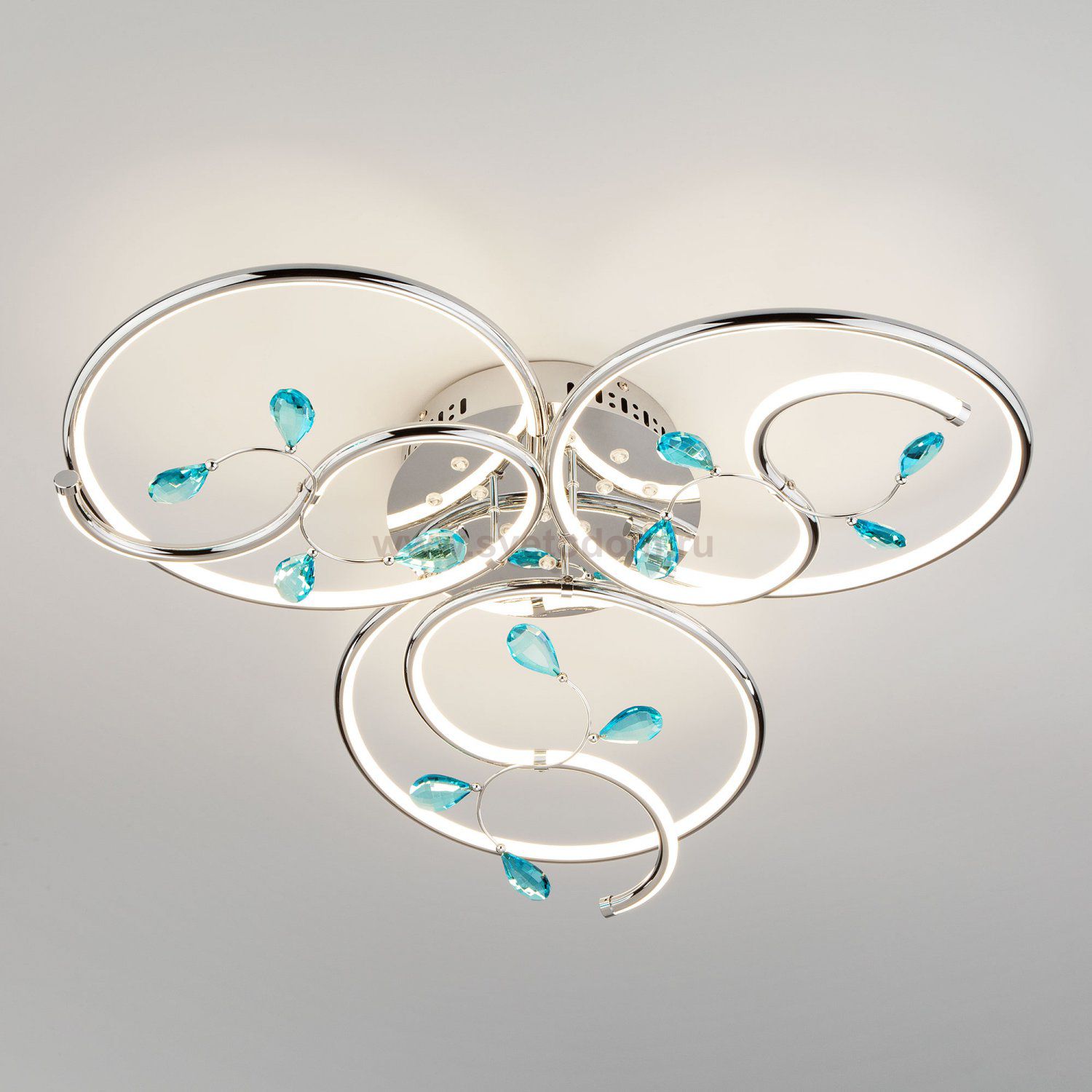 Светильник Eurosvet 90131/3 хром 94W