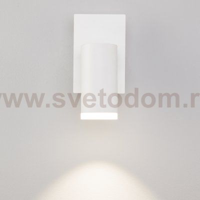 Светильник поворотный Eurosvet 20067/1 LED белый