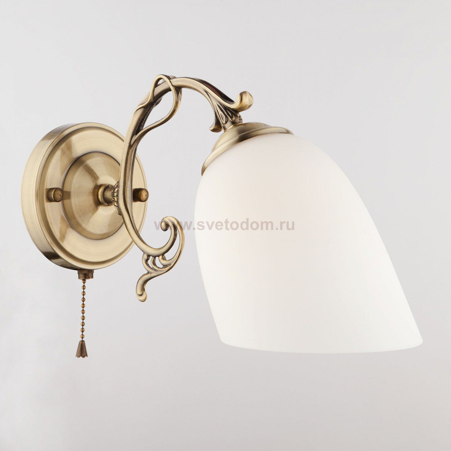 Бра классическое с плафоном 22010/1 античная бронза