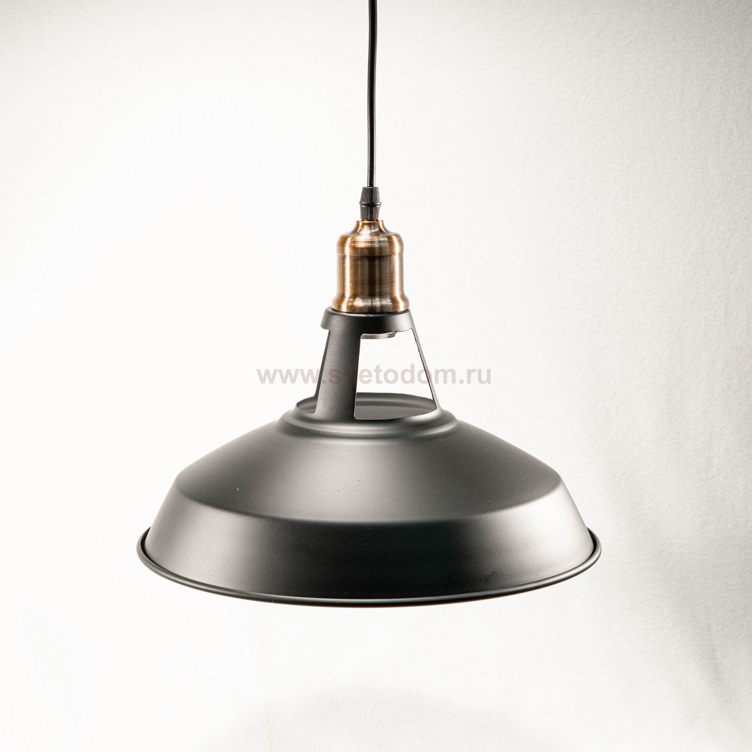 Подвесной светильник Arti Lampadari Faustino E 1.3.P1 B