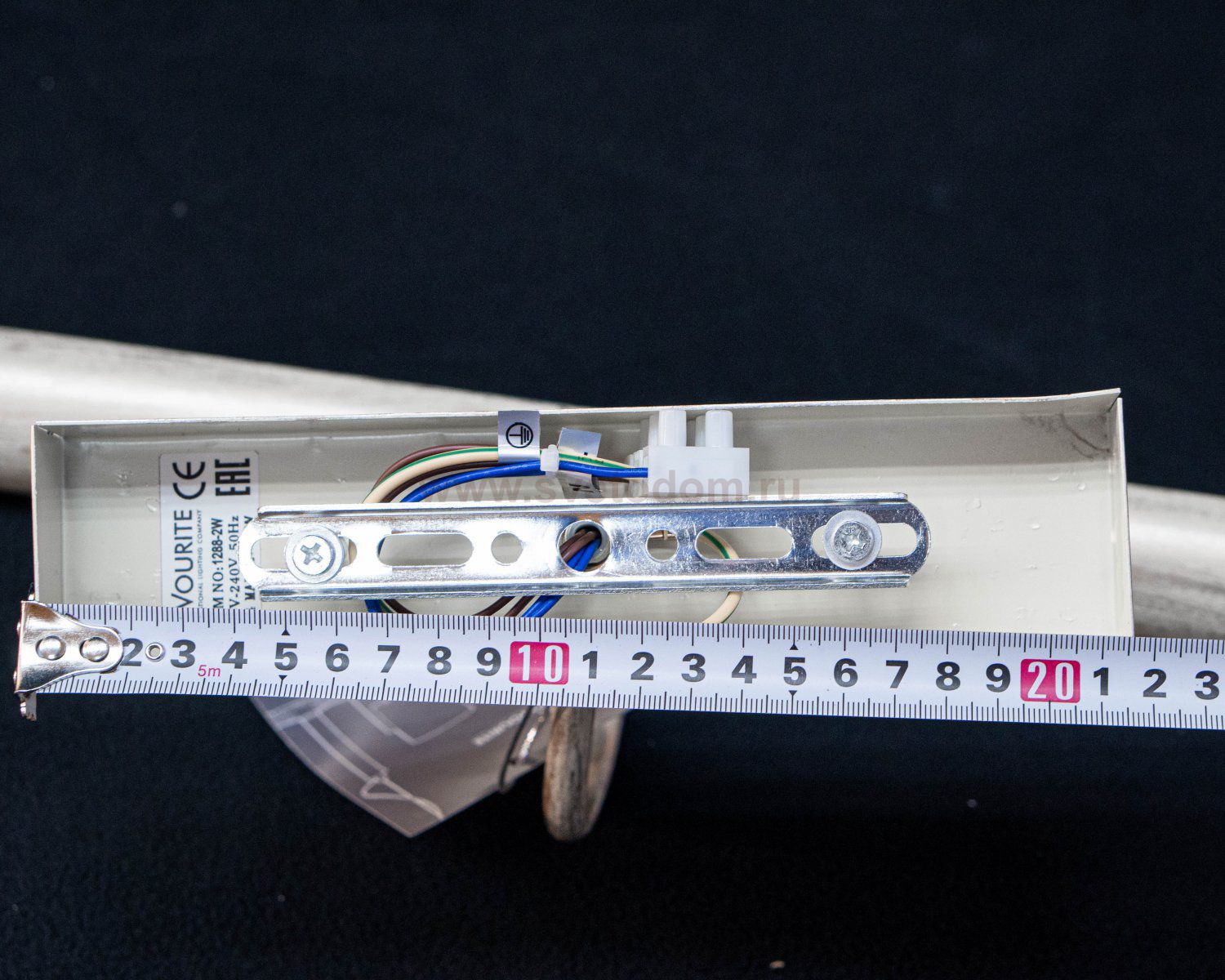 Светильник для картин Favourite 1288-2W