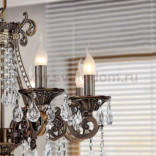 Люстра Favourite 1387-8P