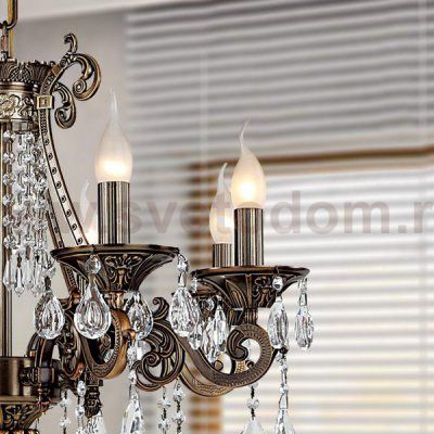 Люстра Favourite 1387-8P