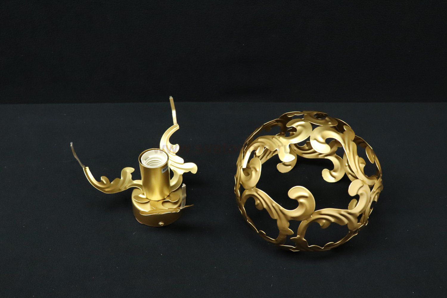 Потолочная люстра Favourite 1469-1U Dorata