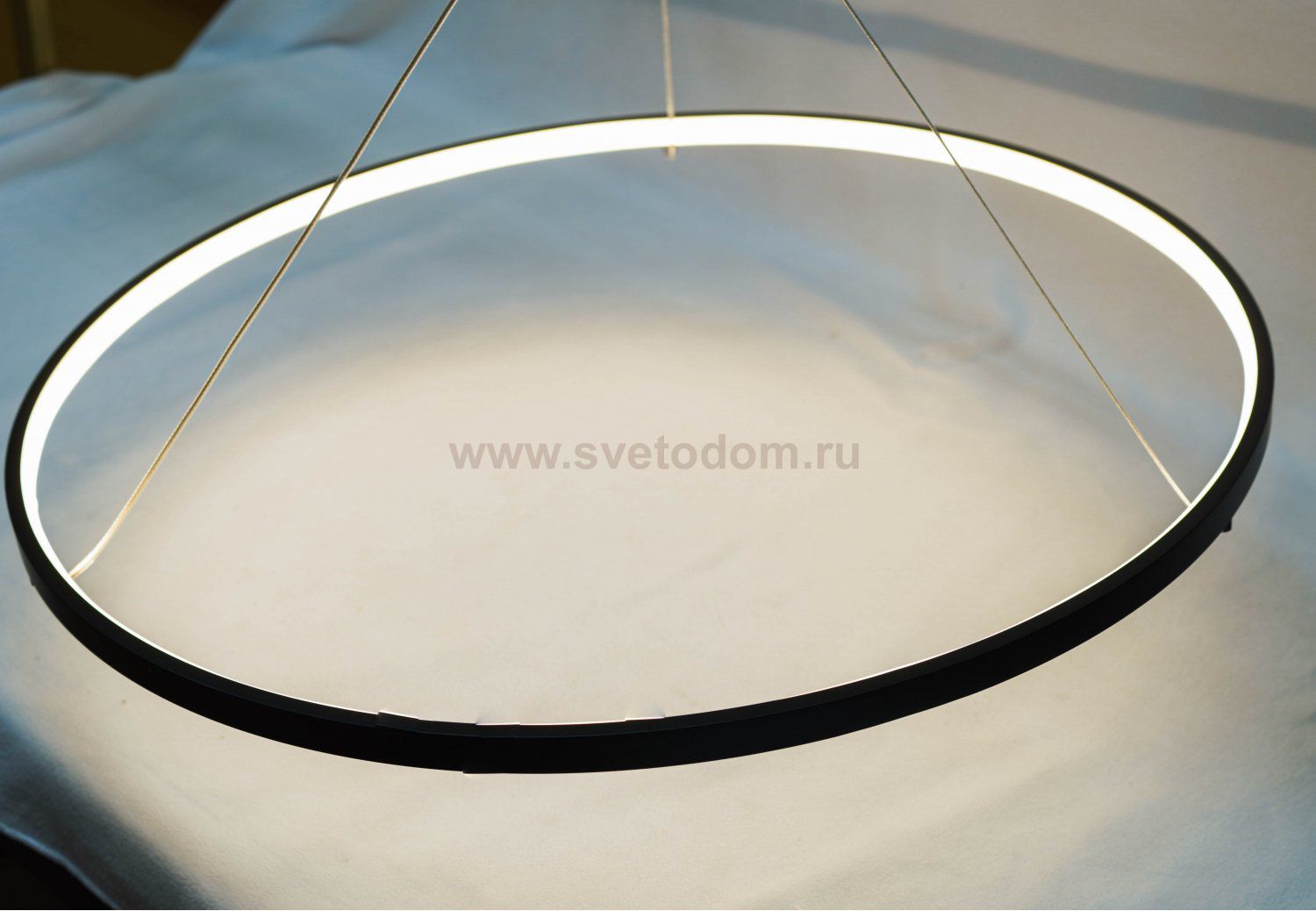 Люстра светодиодная кольцо Favourite 1764-6P Giro