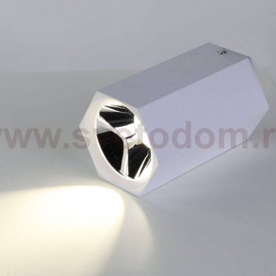 Потолочный светильник Favourite 2397-1U Hexahedron