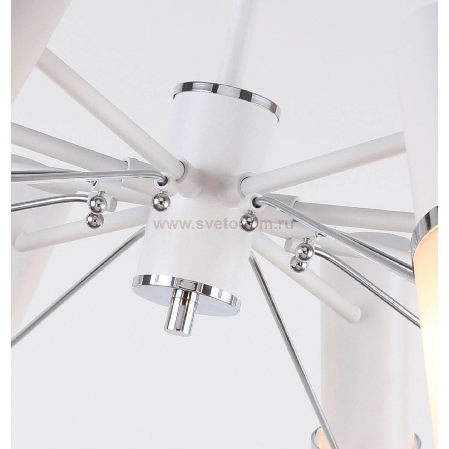 Потолочная люстра Favourite 2559-8P Viator