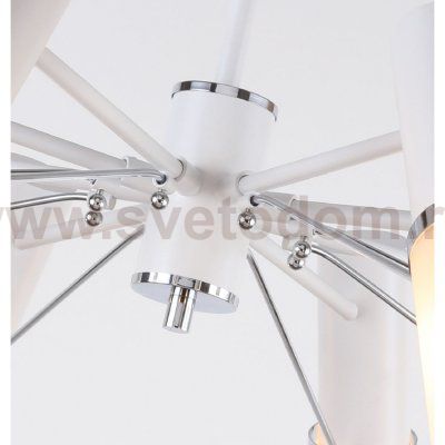 Потолочная люстра Favourite 2559-8P Viator