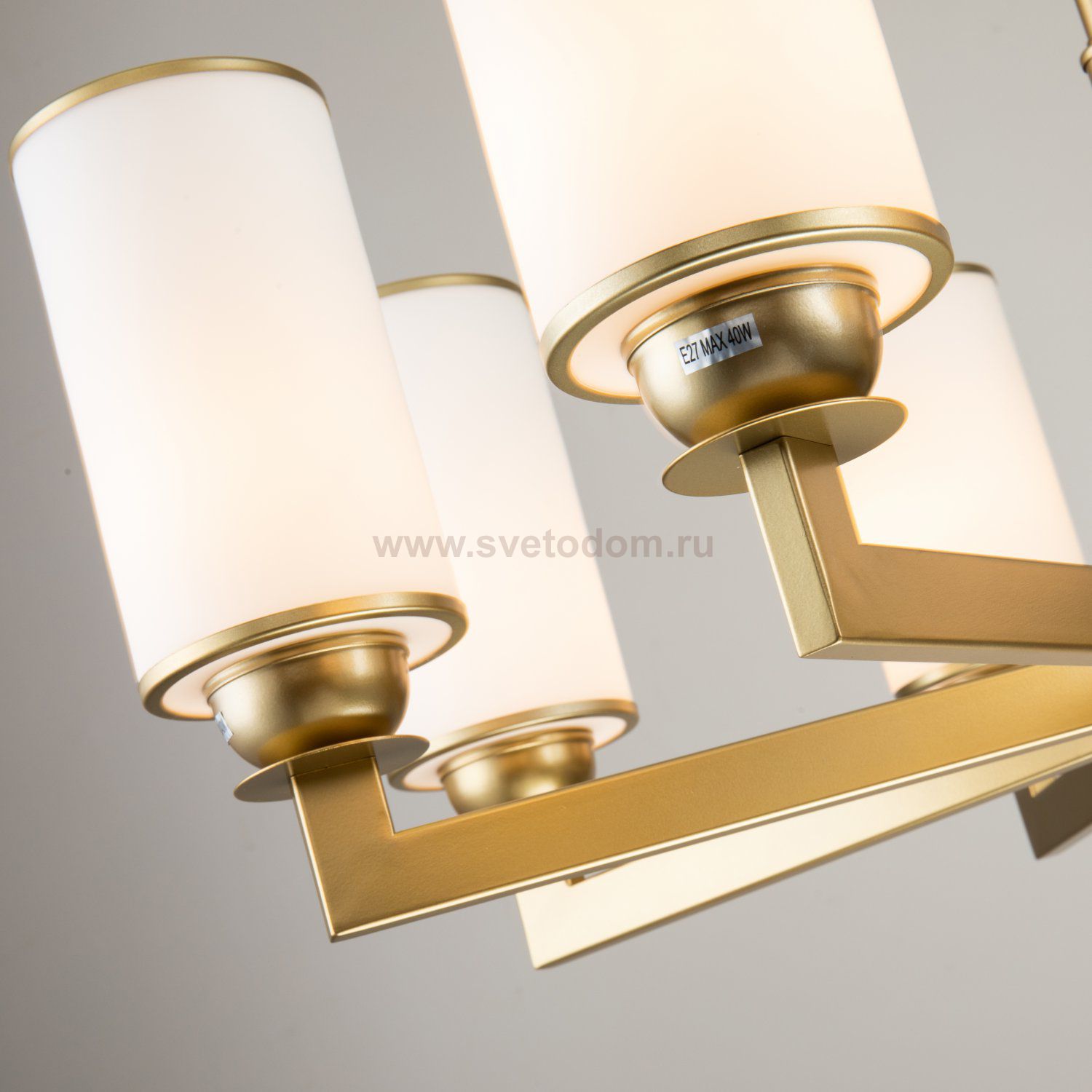 Люстра на цепи Favourite 2621-8P Sollemnis