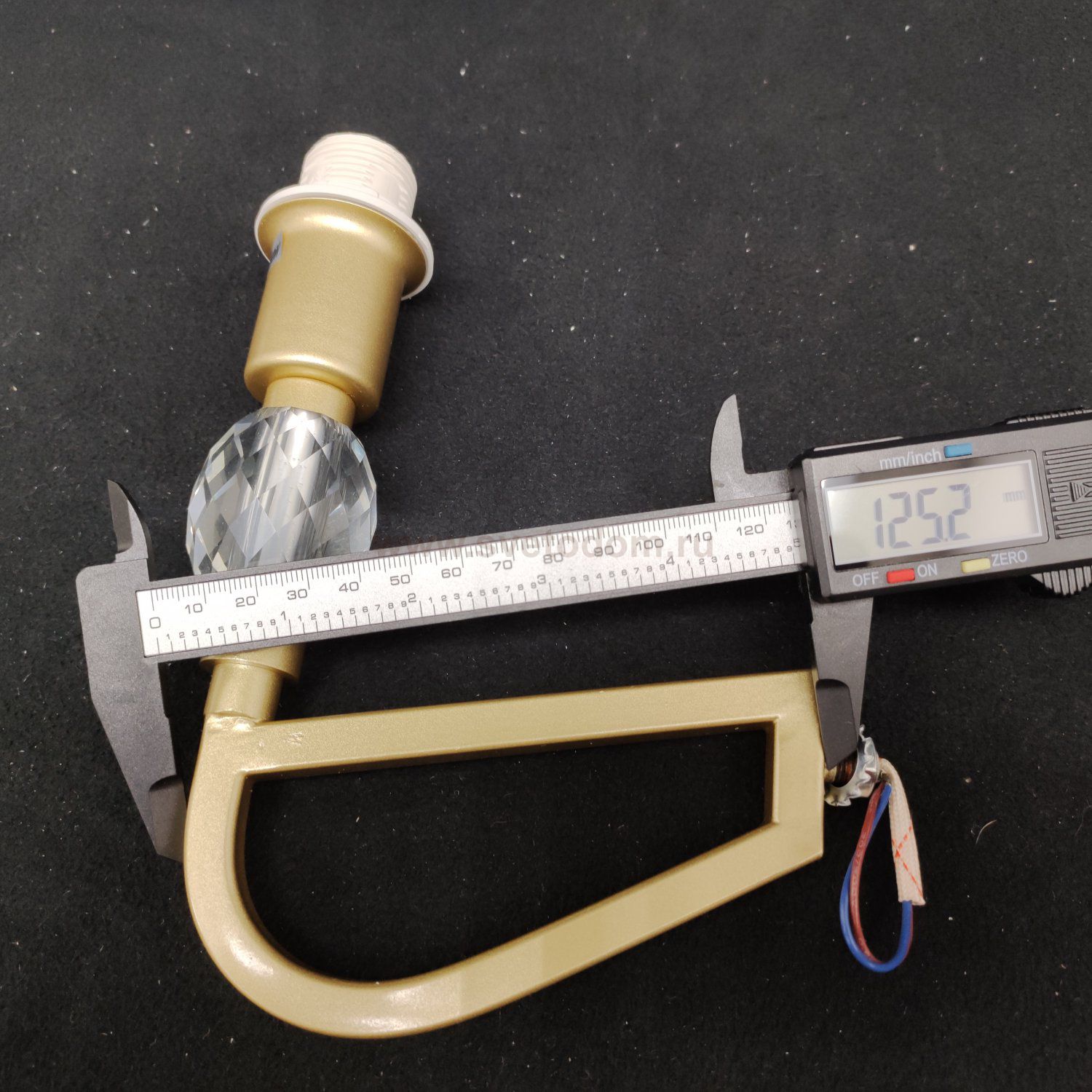 Настенный светильник Favourite 2701-1W Una