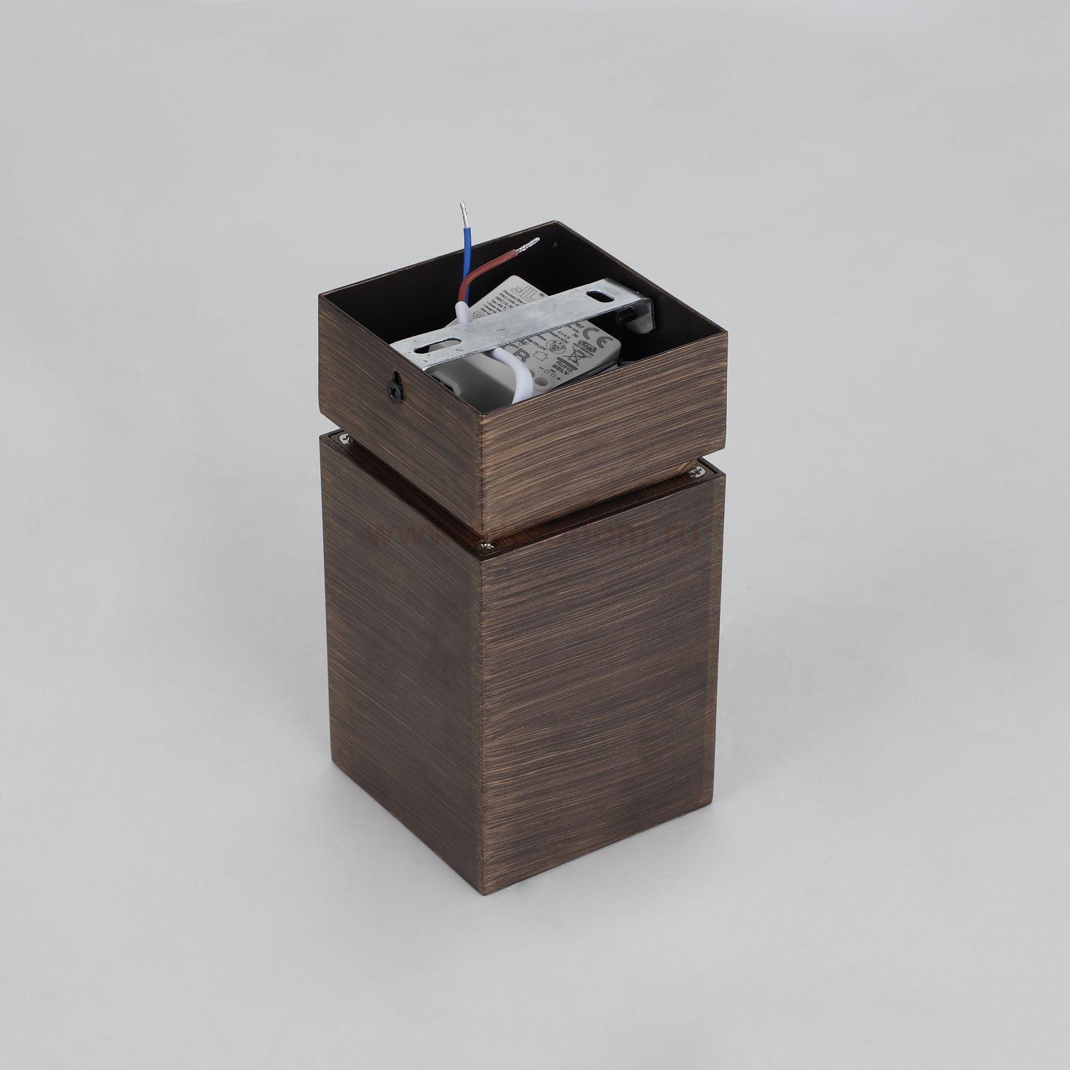 Потолочный светильник Favourite 2794-1U Retro