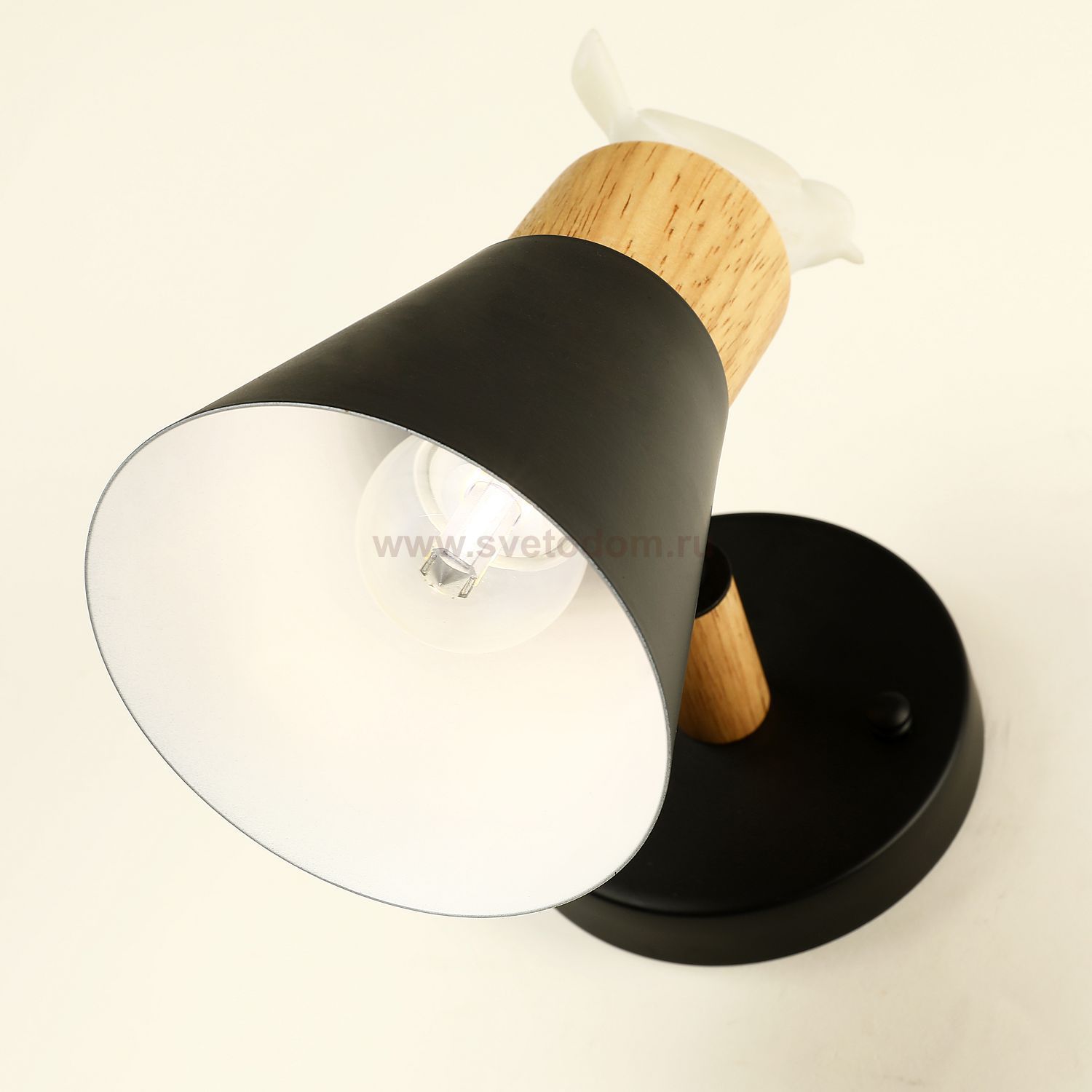 Настенный светильник Favourite 2938-1W Uccello