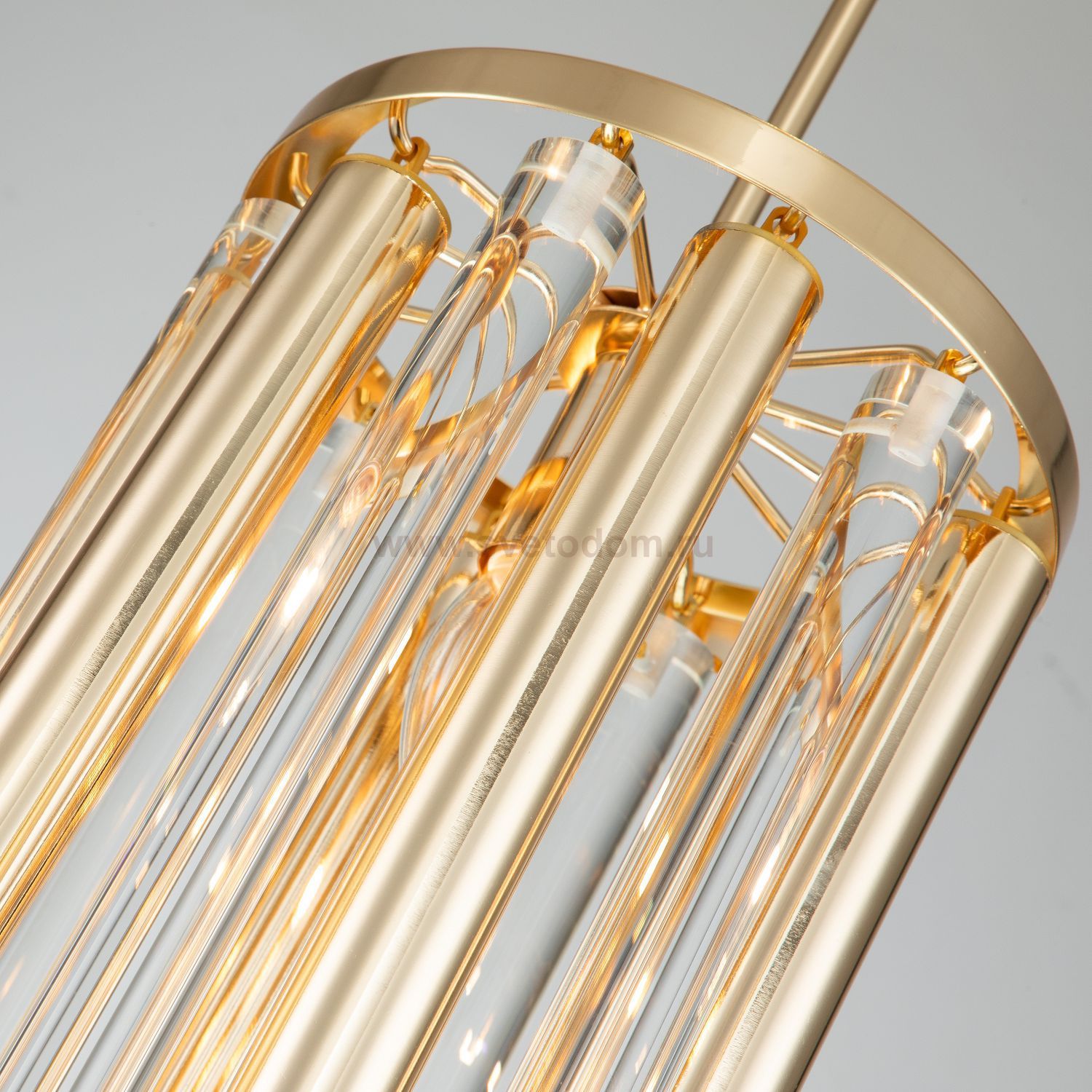 Подвесная люстра Favourite 2975-1P Atlant